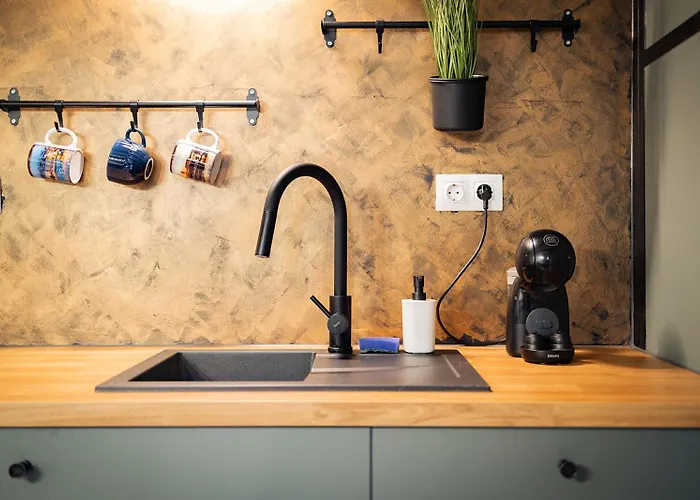 Rumbastic New - Location With Ac