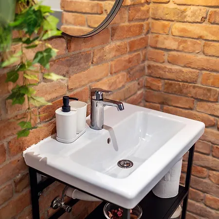 Rumbastic New - Location With Ac Apartamento Budapest